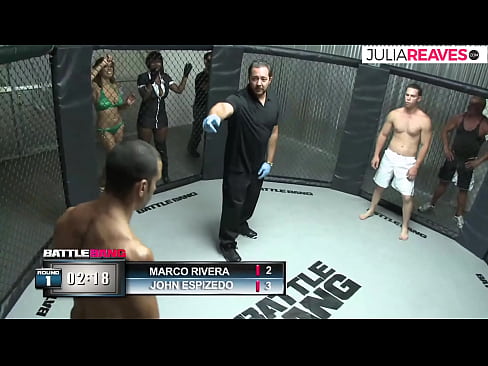 ❤️ Ultimate Fighter fout yon fi nimewo dwa apre yon batay nan bag la Porno nan nou ❌
