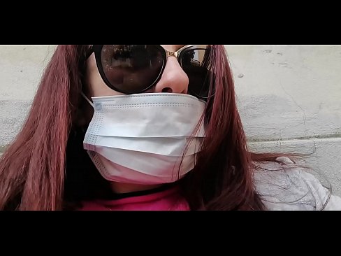 ❤️ Nicoletta vin tire revanj sou vwazen li epi li fè pipi nan garaj li (Special Covid19 Italian Karantèn) Porno nan nou ❌